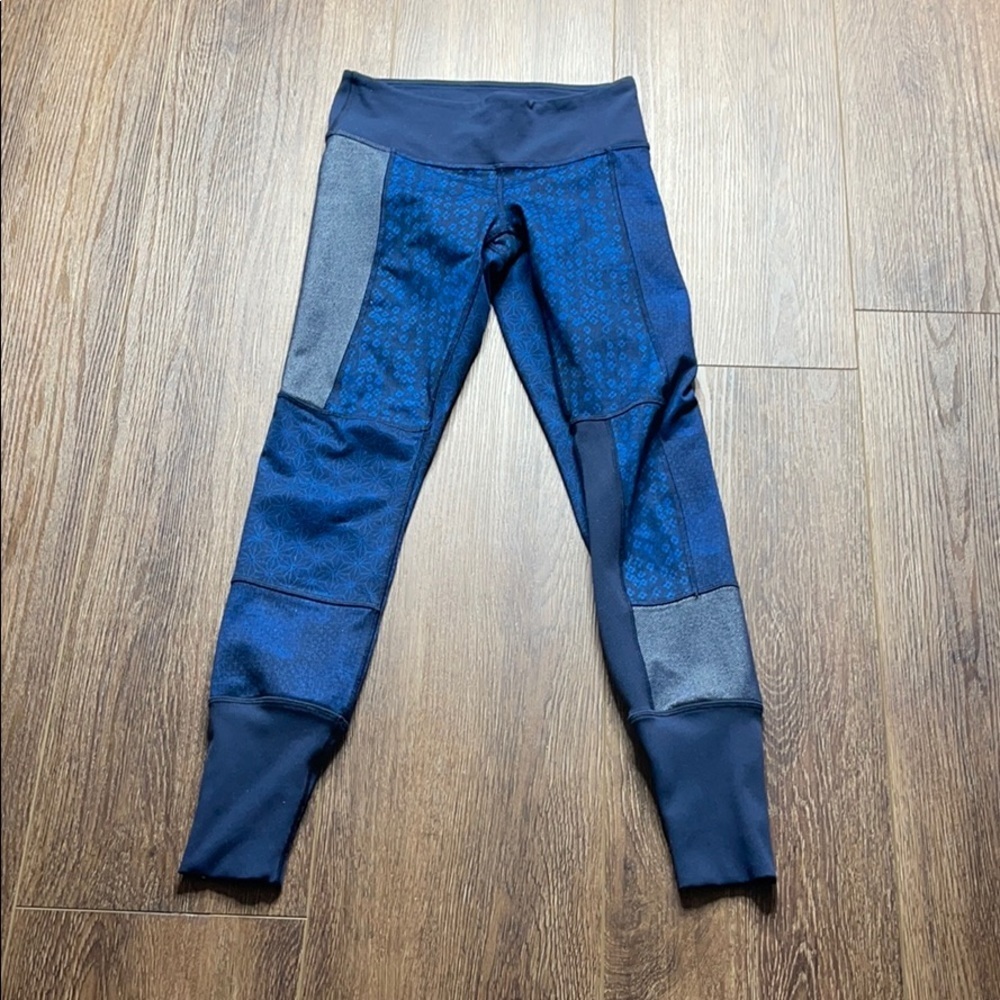 Lululemon Athletica full length leggings  Sz. 4